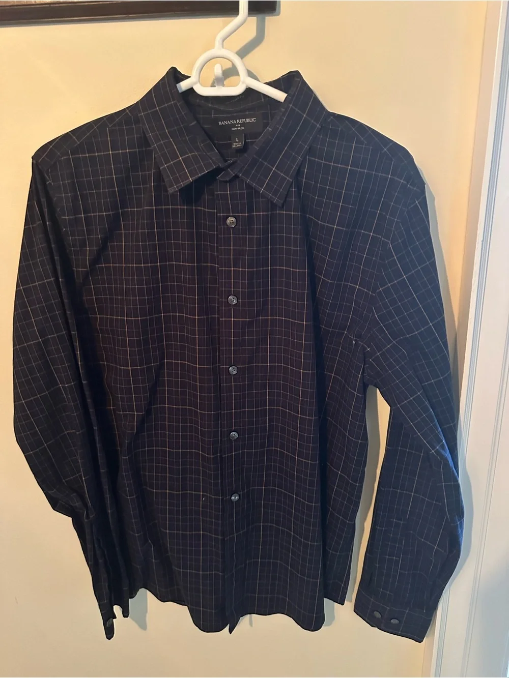 Banana Republic Black Windowpane Dress Shirts. 6 shirts all dry cleaned.